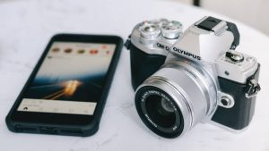 Camera and phone to post photos to instagram